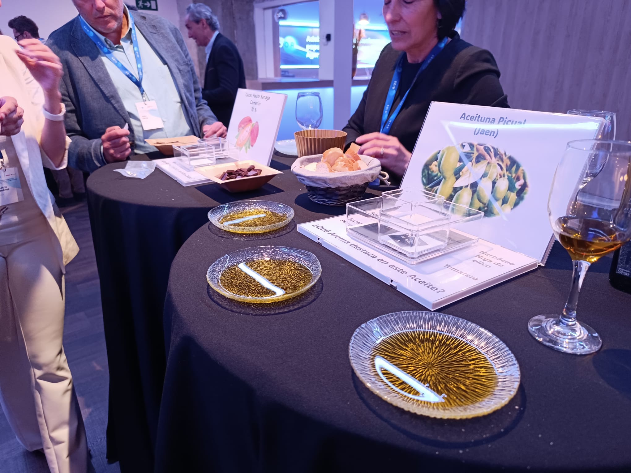 Cata de Aceites con chocolates_9